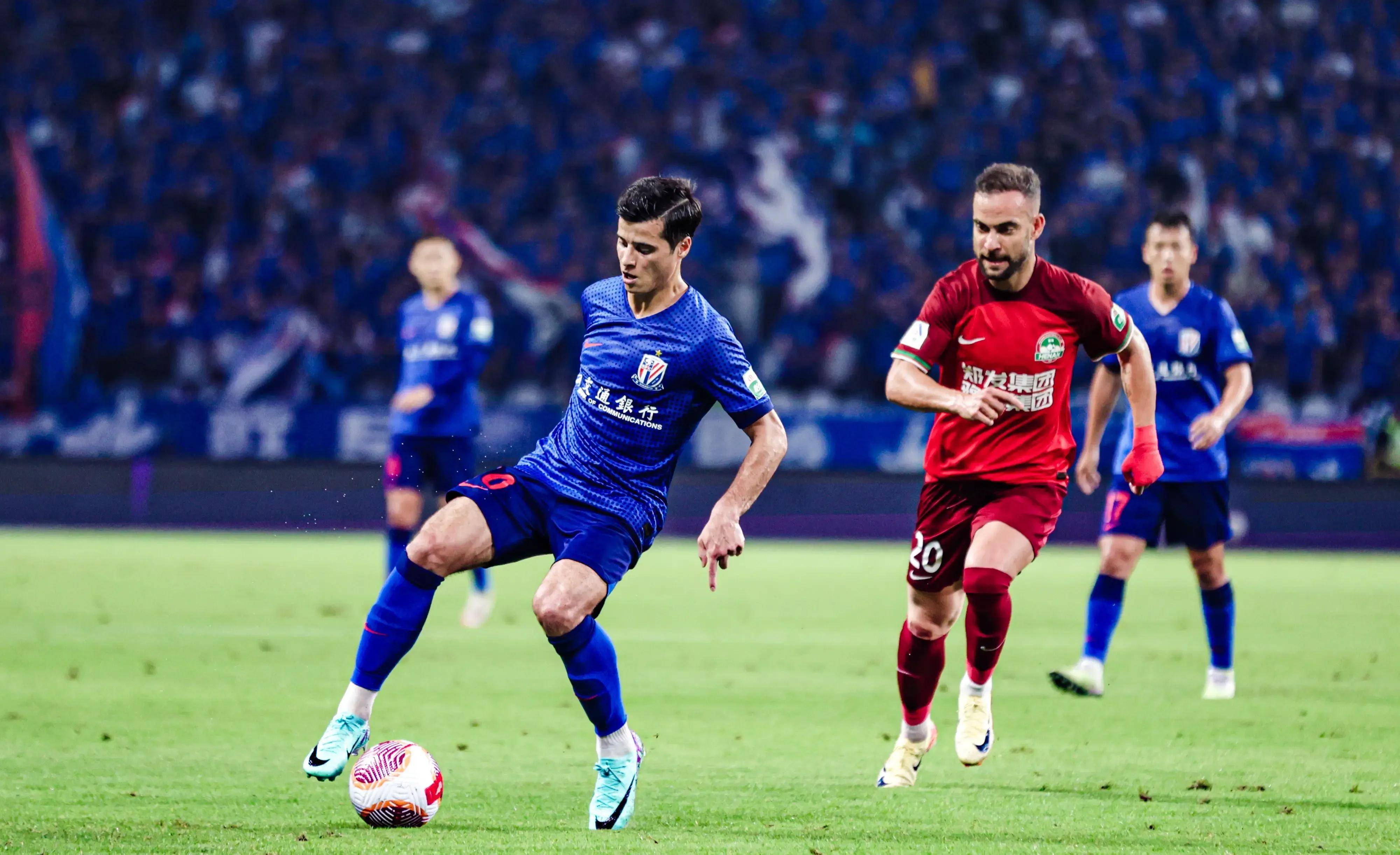 ayx-巴黎圣日耳曼主场大捷，球员赛后激动庆祝胜利，一点到了然后.